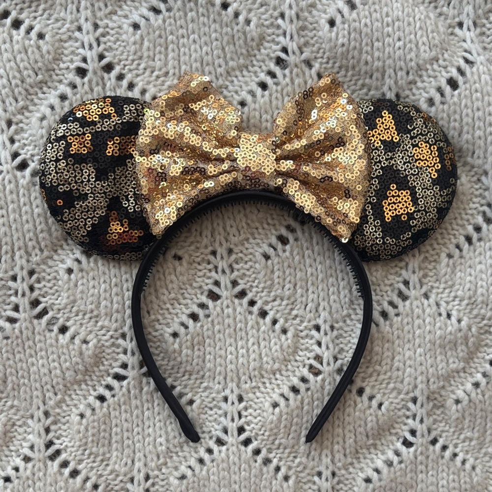 [Like 🆕]Sequin Leopard Minnie Mouse Headband- Perfect for Animal Kingdom!
